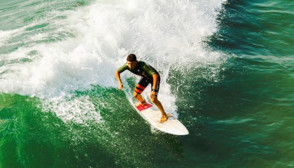 开云体育中国-2026世界杯之夜，当阿克成为绿茵场的绝对君主