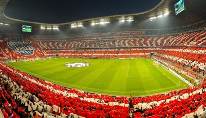 开云体育app-西决生死战之夜，浓眉全程高能输出，诠释何为现代篮球终极答案