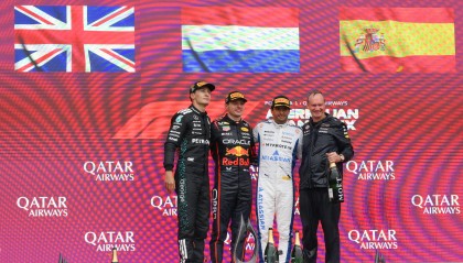 开云体育app-红牛车队完胜阿斯顿马丁，拉塞尔扛起全队